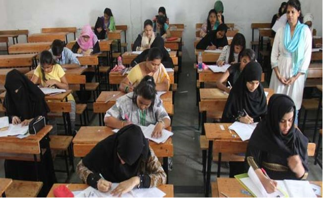 10th Std Exams in KASHMIR